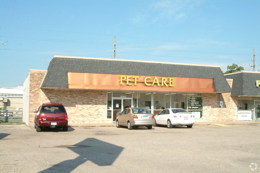 More Photos Of 17001-17015 Rolling Creek Dr, Houston Freestanding For Sale