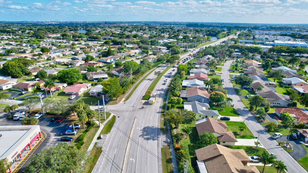 More Photos Of 7118-7170 N Nob Hill Rd, Tamarac General Retail For Lease