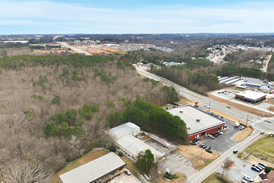 More Photos Of 3743 Old Flowery Branch Rd, Oakwood Warehouse For Lease