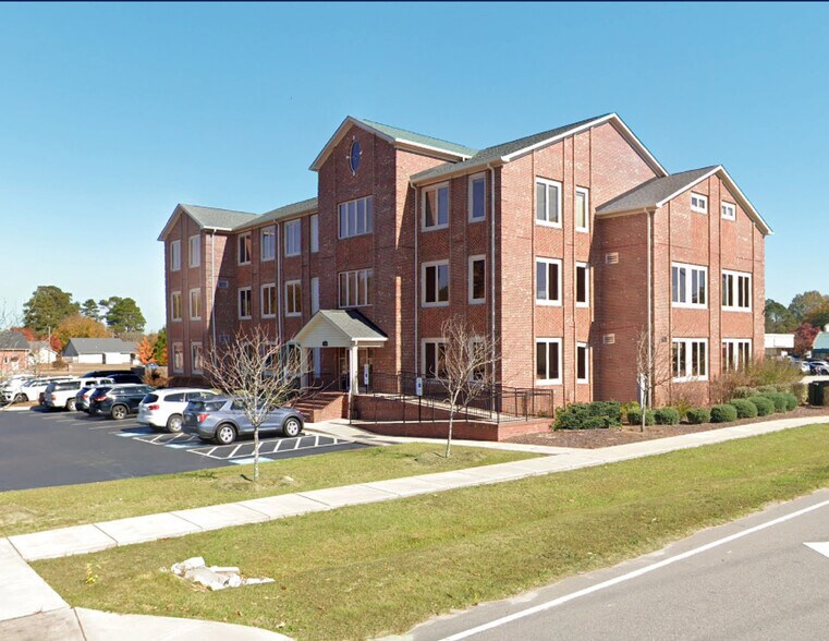 More Photos Of 7724 Raeford Rd, Fayetteville Medical For Sale