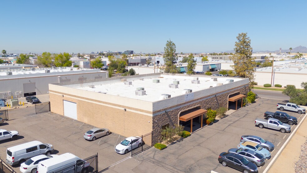 More Photos Of 5202 S 39th St, Phoenix Warehouse For Sale