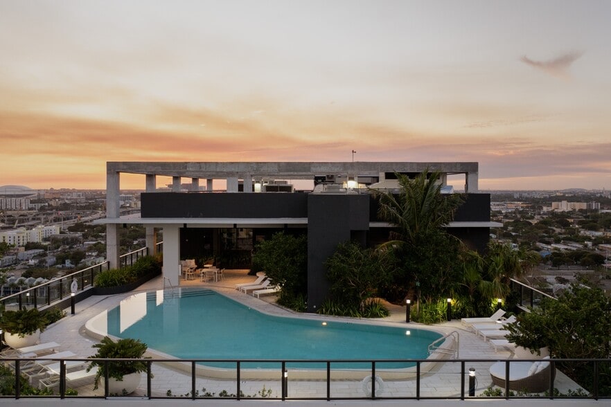 More Photos Of 23 NE 17th Ter, Miami Apartments For Lease