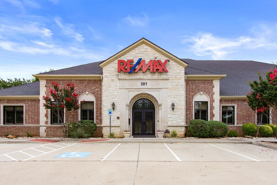 Primary Photo Of 301 S Watters Rd, Allen Office For Lease