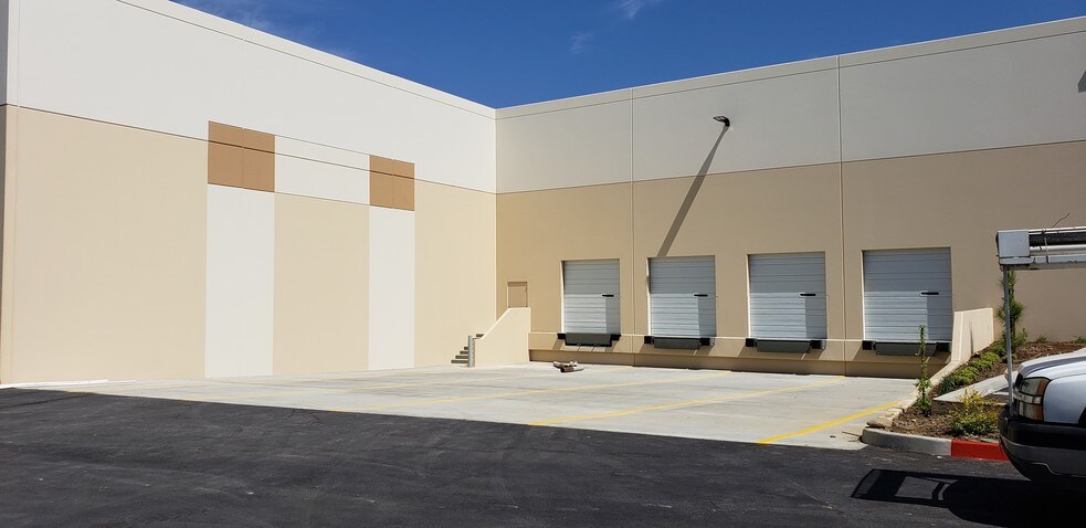 Primary Photo Of 10668 Hickson St, El Monte Warehouse For Lease