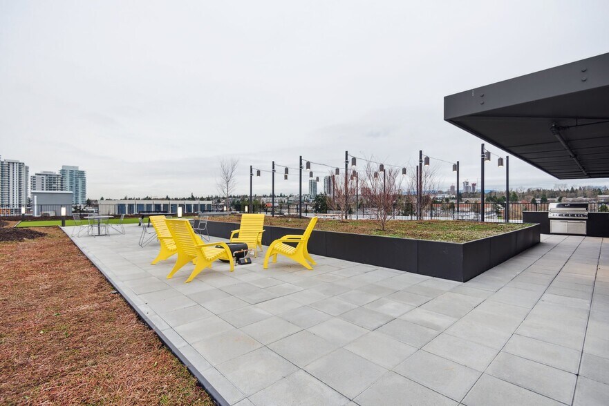 More Photos Of 8250 Manitoba St, Vancouver Flex For Lease