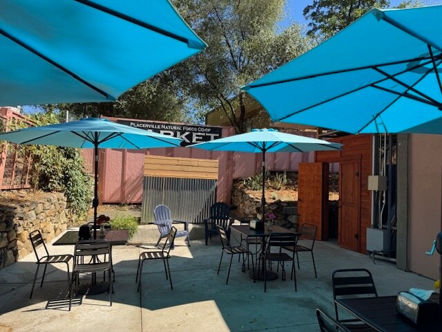 More Photos Of 535 Placerville Dr, Placerville Supermarket For Sale