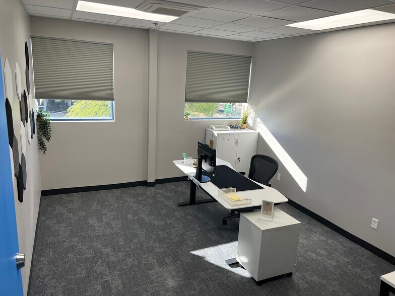 More Photos Of 7300 W Boston St, Chandler Warehouse For Lease