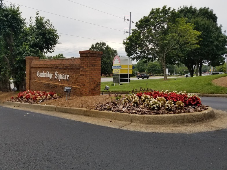 More Photos Of 1070 Cambridge Sq, Alpharetta Office For Sale