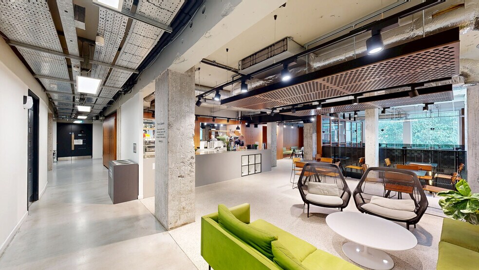 More Photos Of Oxford St, Manchester Coworking Space