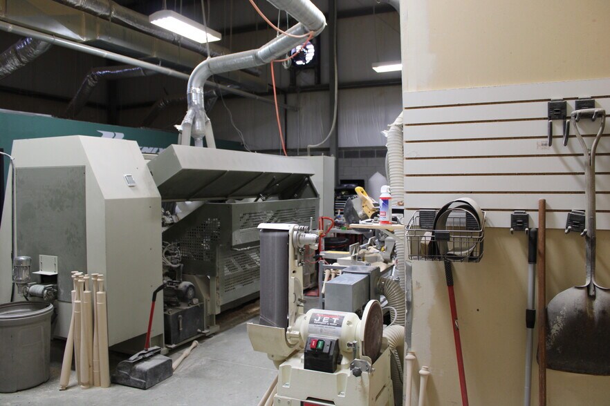 More Photos Of 7801 Corporate Blvd, Plain City Industrial For Sale