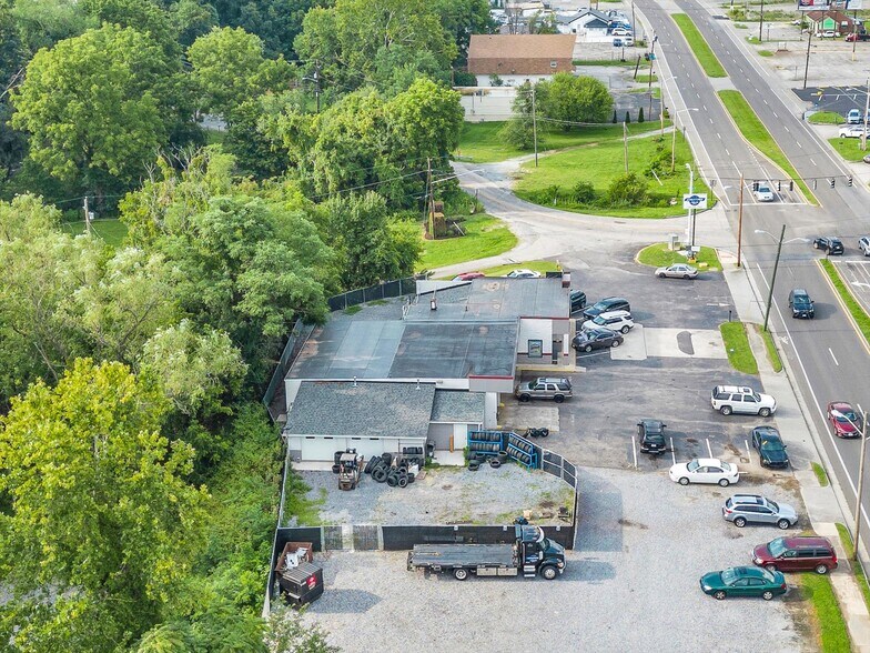 More Photos Of 1474 Peters Creek Rd NW, Roanoke Auto Repair For Sale