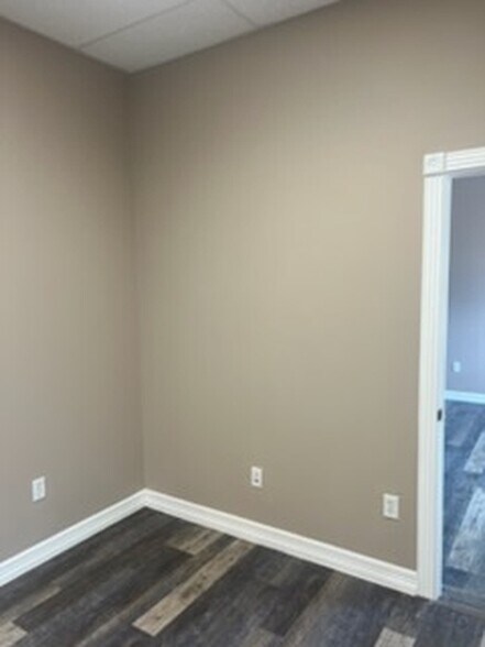 More Photos Of 16518 House Hahl Rd, Cypress Unknown For Lease