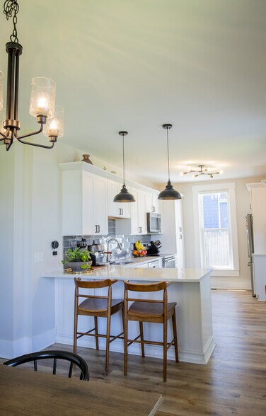 More Photos Of 324 W North St, Lebanon Specialty For Sale