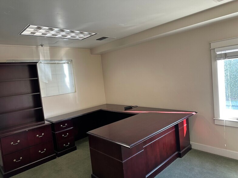 More Photos Of 144 Walnut Ave, Santa Cruz Office For Lease