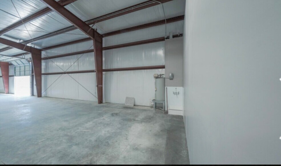 More Photos Of 8051 S Sam Houston Pky, Houston Unknown For Lease