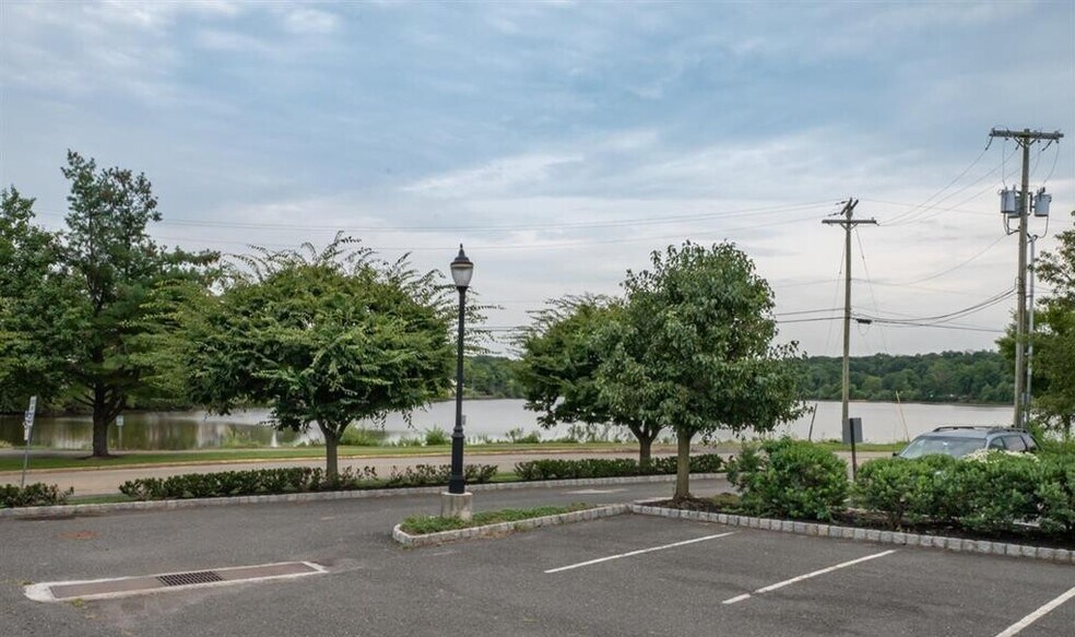 More Photos Of 220 Forsgate Dr, Jamesburg Loft Creative Space For Lease