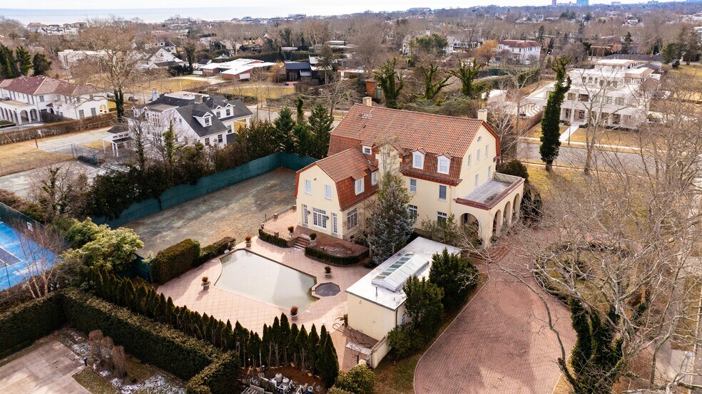 More Photos Of 109 Jerome Ave, Deal Multifamily For Sale