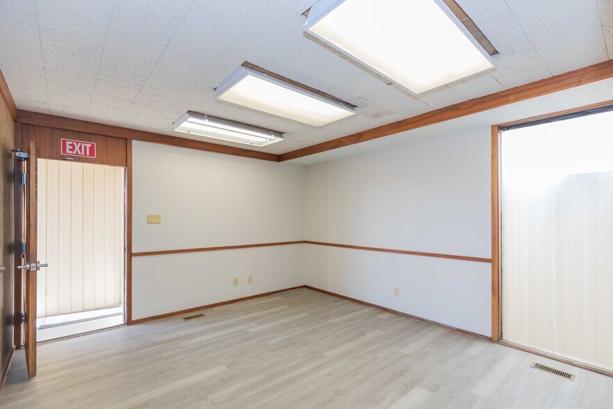 More Photos Of 4105 Tradewind St, Amarillo Office For Lease