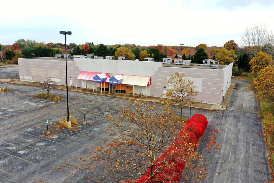 More Photos Of 5500 Milan Rd, Sandusky Unknown For Lease