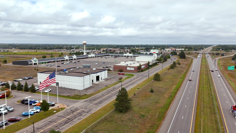 More Photos Of 38450 Tanger Dr, North Branch Service Station For Lease