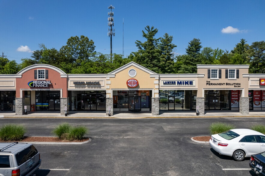 More Photos Of 1645 Downtown West Blvd, Knoxville General Retail For Sale