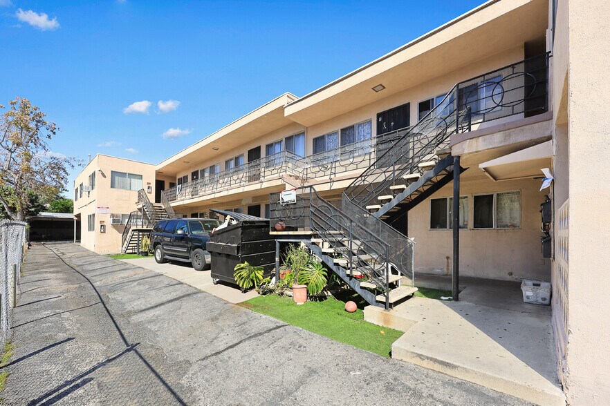 More Photos Of 5629 Monte Vista St, Los Angeles Apartments For Sale