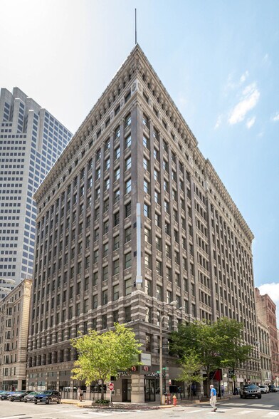 Primary Photo Of 900-914 Olive St, Saint Louis Office Residential For Lease