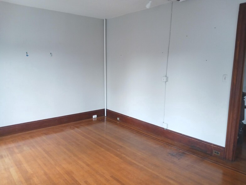 More Photos Of 5870 Easton Rd, Plumsteadville Freestanding For Sale