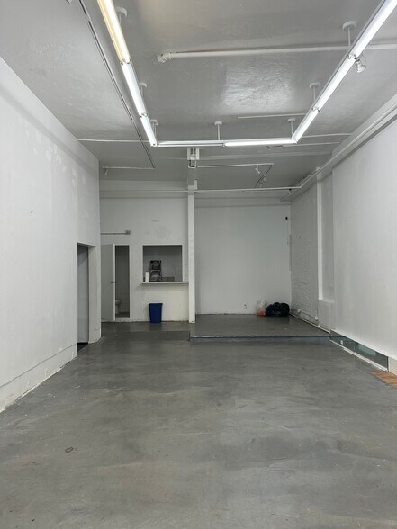 More Photos Of 57 Stanton St, New York Storefront Retail Residential For Lease