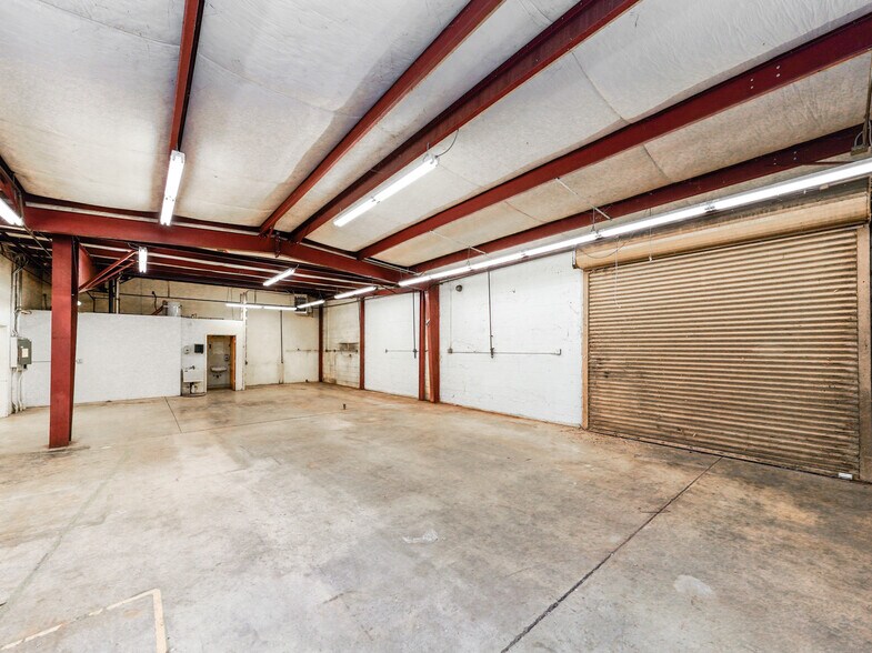 More Photos Of 532 NW 3rd St, Corvallis General Retail For Sale