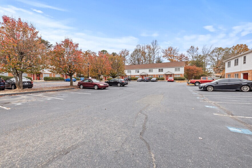 More Photos Of 3456-3480 Jondon Ln, Gastonia Apartments For Sale