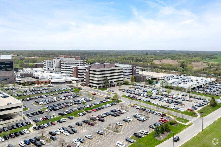 More Photos Of 1585 N Barrington Rd, Hoffman Estates Medical For Sale