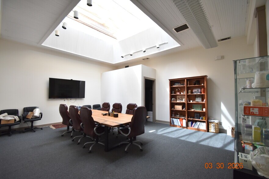 More Photos Of 101 W Front Street, Greenwood Office For Sale