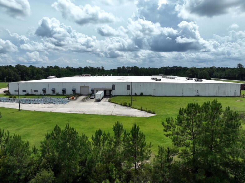 More Photos Of 1000 Bicycle Way, Manning Distribution For Sale