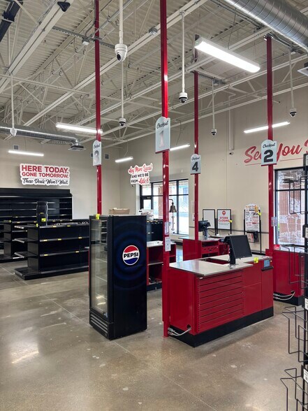 More Photos Of 4760-4844 Everhard Rd, Canton Storefront For Lease