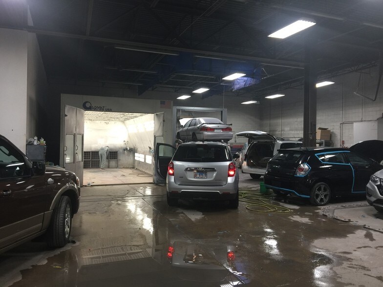 More Photos Of 20168 N Rand Rd, Palatine Auto Repair For Sale