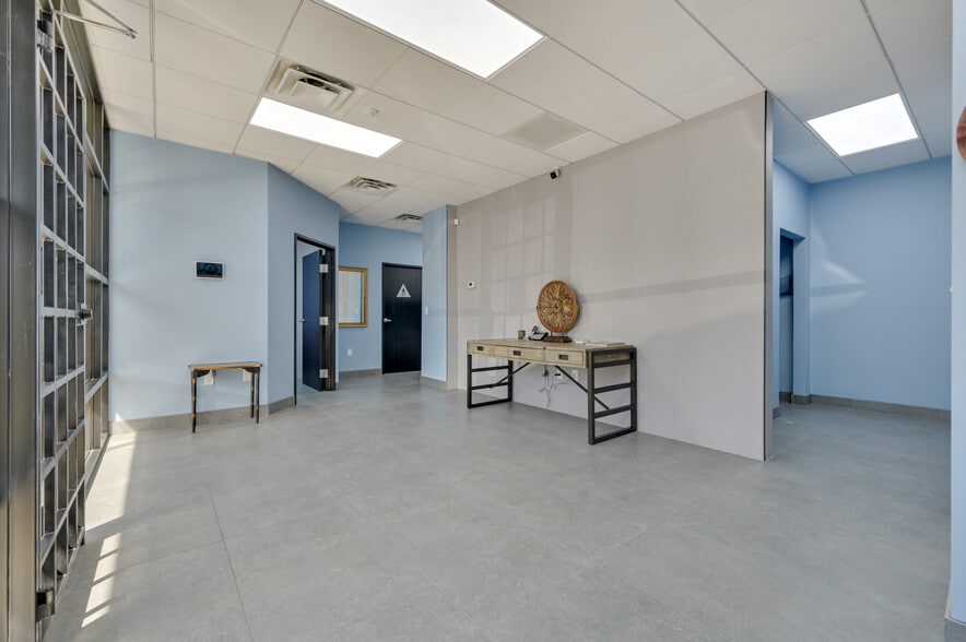 More Photos Of 5190 Arville St, Las Vegas Manufacturing For Sale