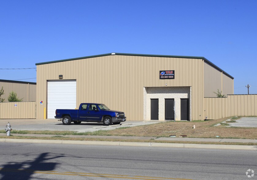 More Photos Of 13720 Immanuel Rd, Pflugerville Industrial For Sale