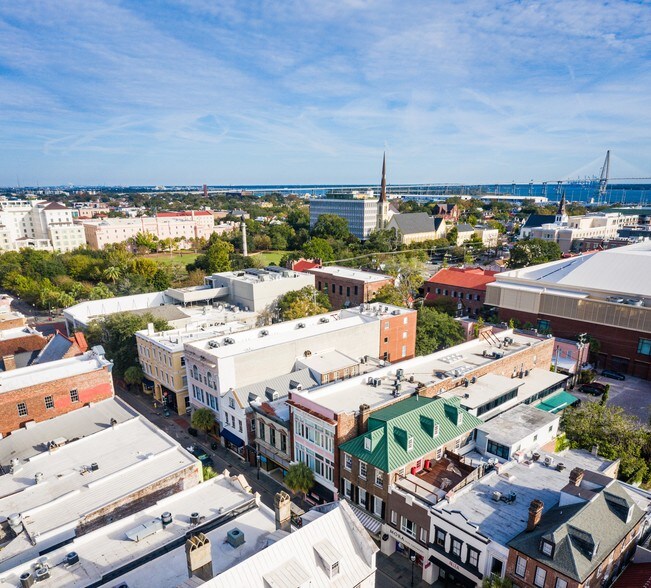 More Photos Of 350 King St, Charleston Storefront Retail Residential For Lease