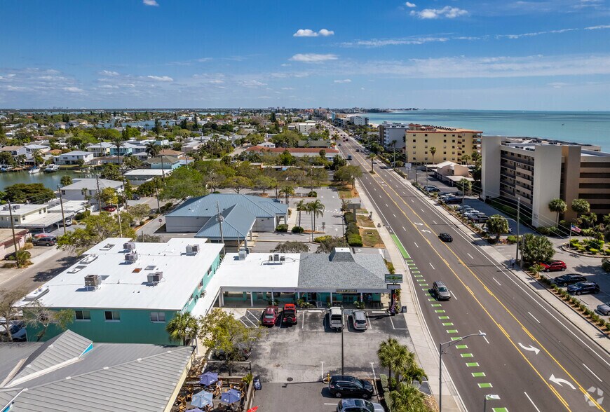 More Photos Of 14955 Gulf Blvd, Madeira Beach Restaurant For Lease