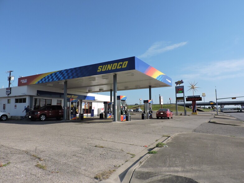 Primary Photo Of 1109 S Fort Hood St, Killeen Convenience Store For Sale