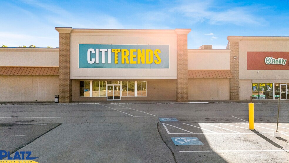 More Photos Of 3485-3497 Belmont Ave, Youngstown General Retail For Lease