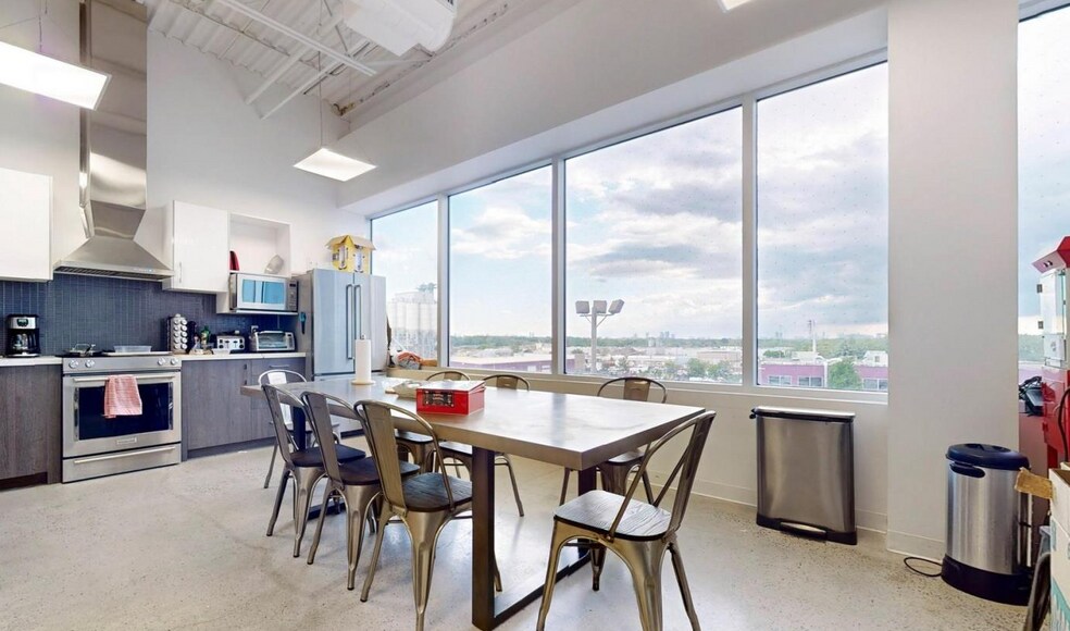 More Photos Of 2875 14th Av, Markham Office For Sale