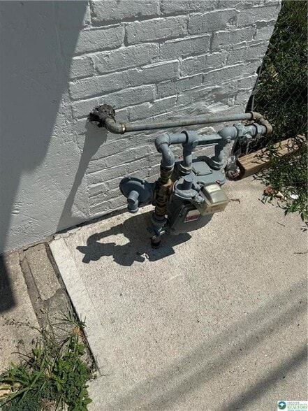 More Photos Of 637 N Lumber St, Allentown Warehouse For Lease