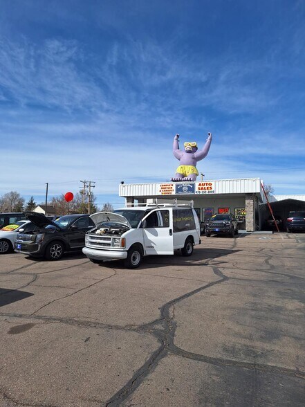 More Photos Of 2329 8th Ave, Greeley Auto Dealership For Sale