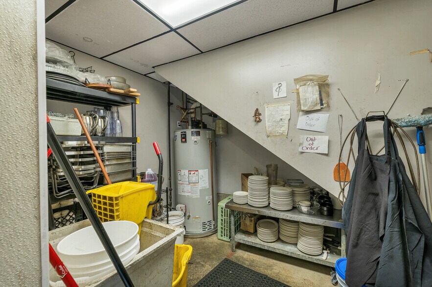 More Photos Of 13 Main St, Goffstown Restaurant For Sale