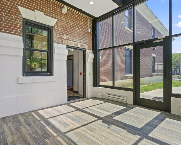 More Photos Of 215 Broad St, Eatontown Office For Lease