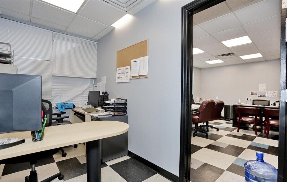 More Photos Of , Spring Valley Office For Sale