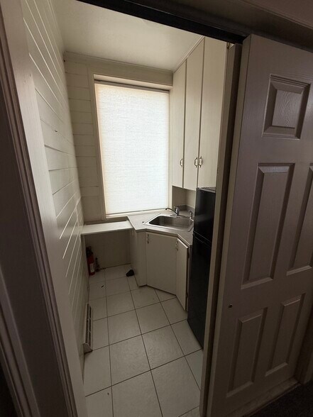 More Photos Of 944 Fairfield Ave, Bridgeport Loft Creative Space For Lease