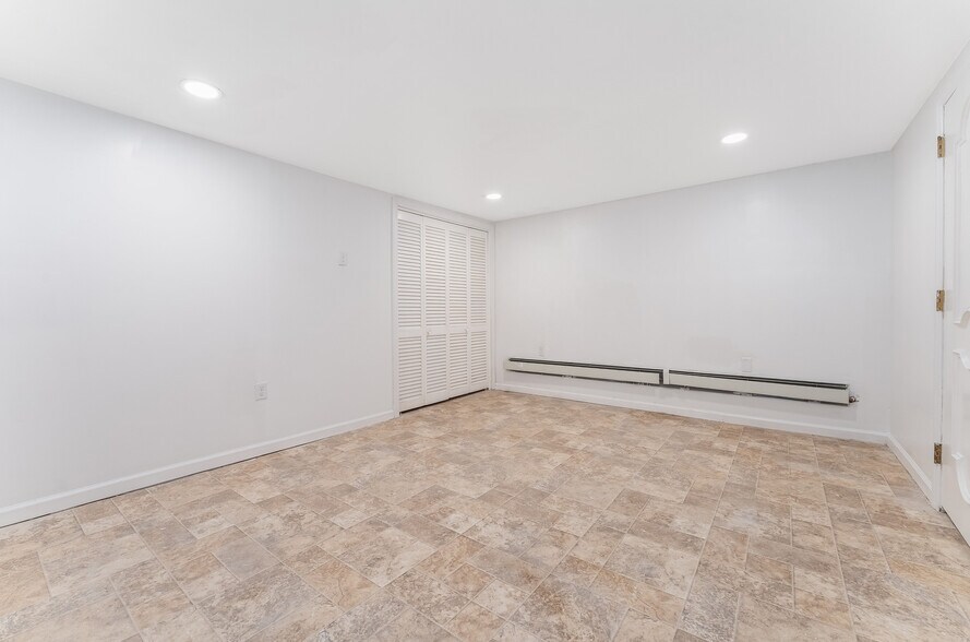 More Photos Of 2431 Route 57 East, Washington Office Residential For Sale